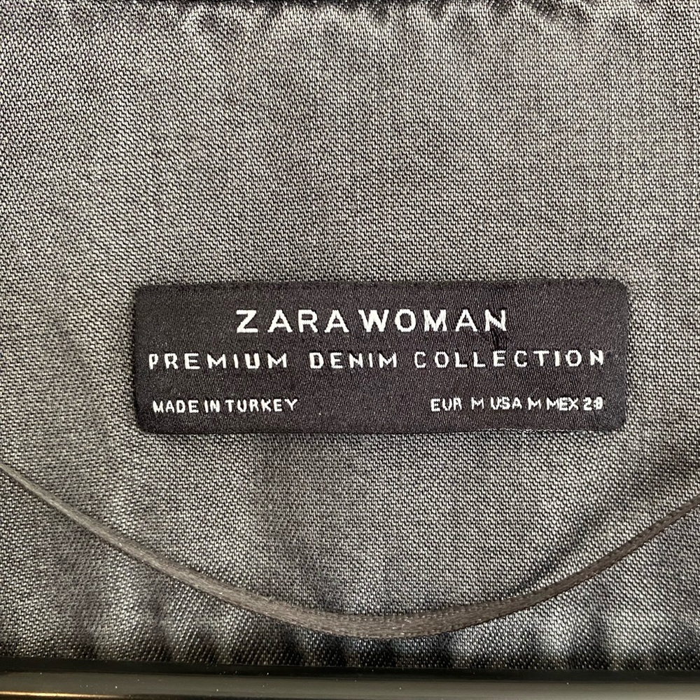 Zara Premium Denim Collection Shirt Blouse 100% Lyocell V-Neck Size M - Picture 6 of 7